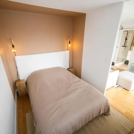 Cozy Garden Apartment *